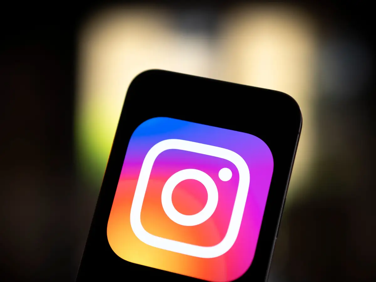 Instagram customer acquisition platform